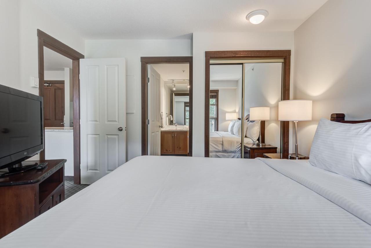 Two Bedroom Slopeside Suite Full Kitchen,1299862009:JPEG