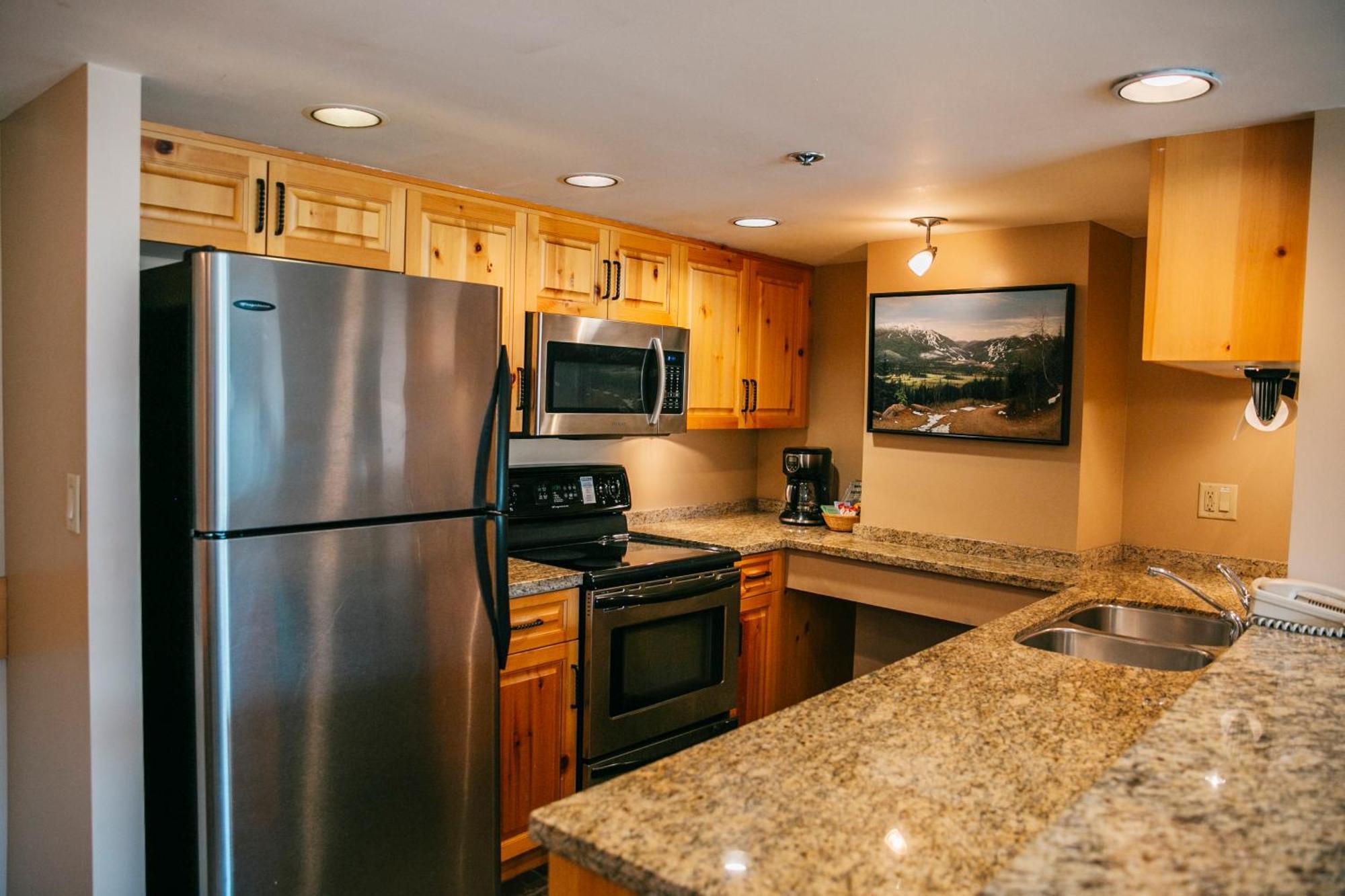Two-Bedroom Suite-Gold Unit 407