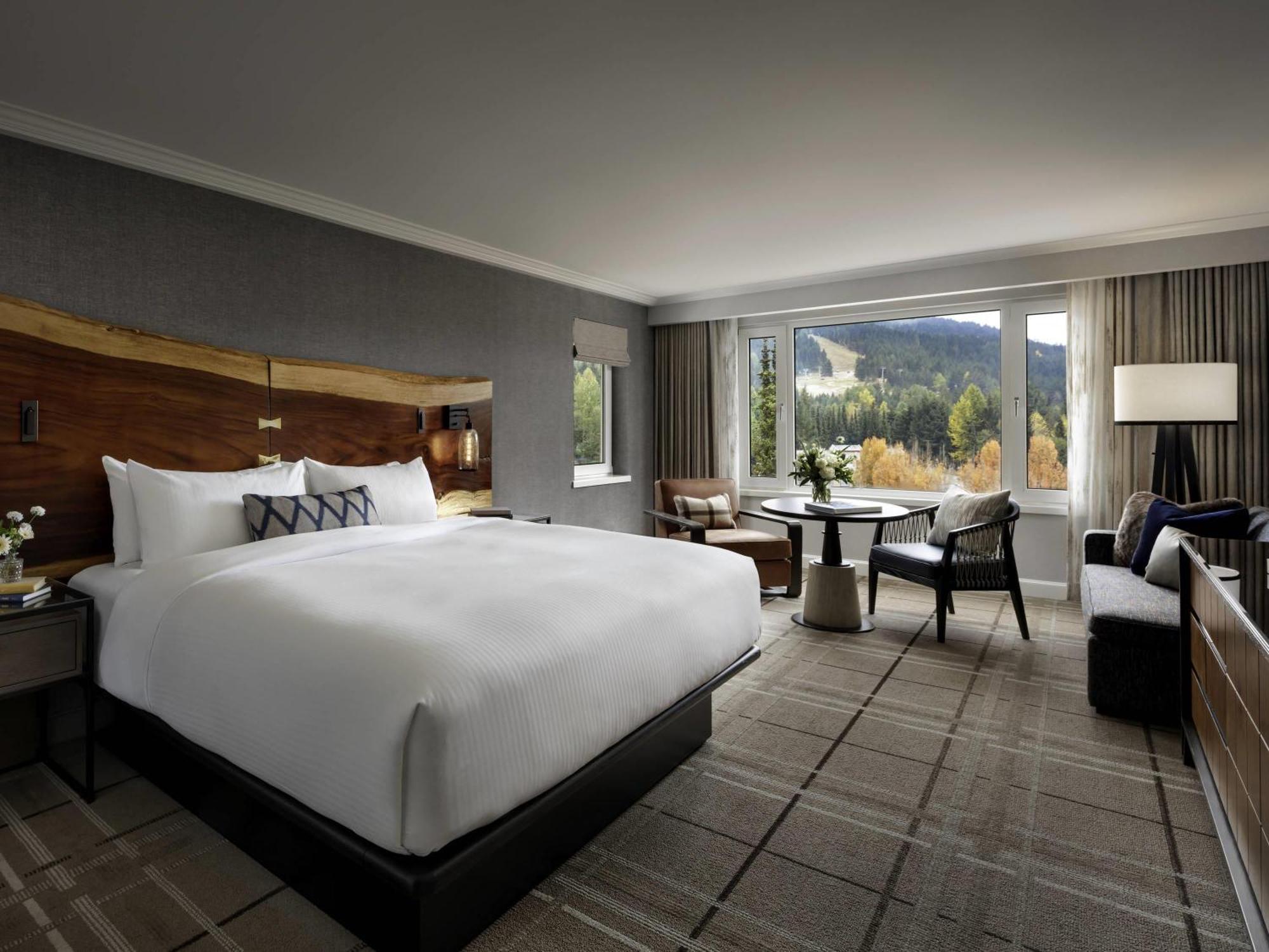 Deluxe King Room Slopeside View,1300354222:JPEG